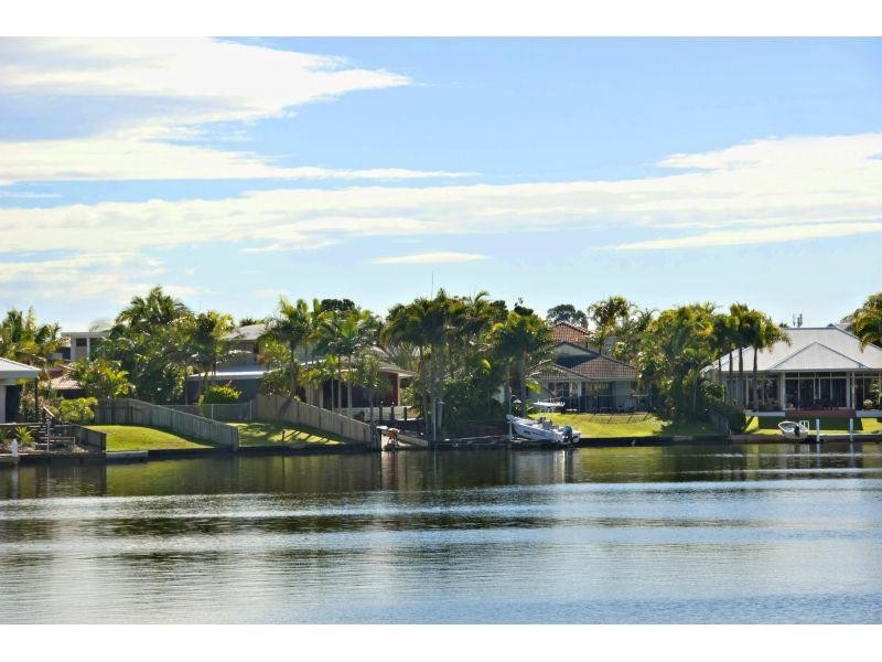 30 The Peninsula, Noosa Waters QLD 4566