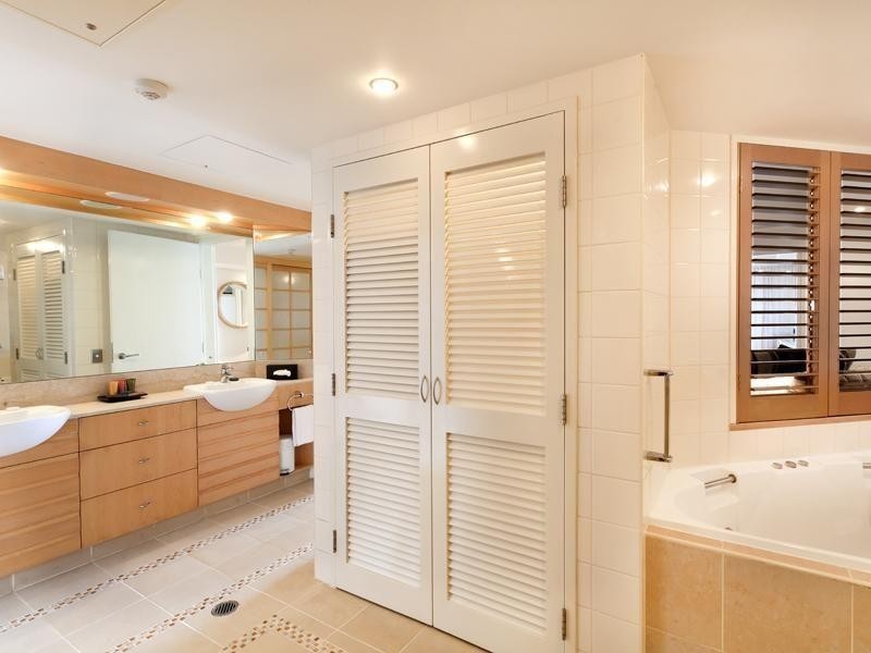 25 Hastings Street, Noosa Heads QLD 4567