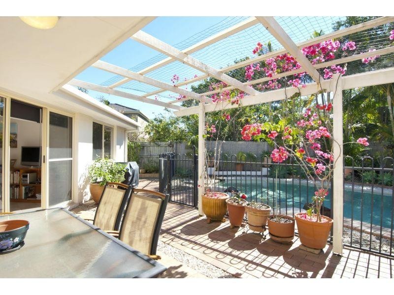 10 Sternlight Street, Noosa Waters QLD 4566