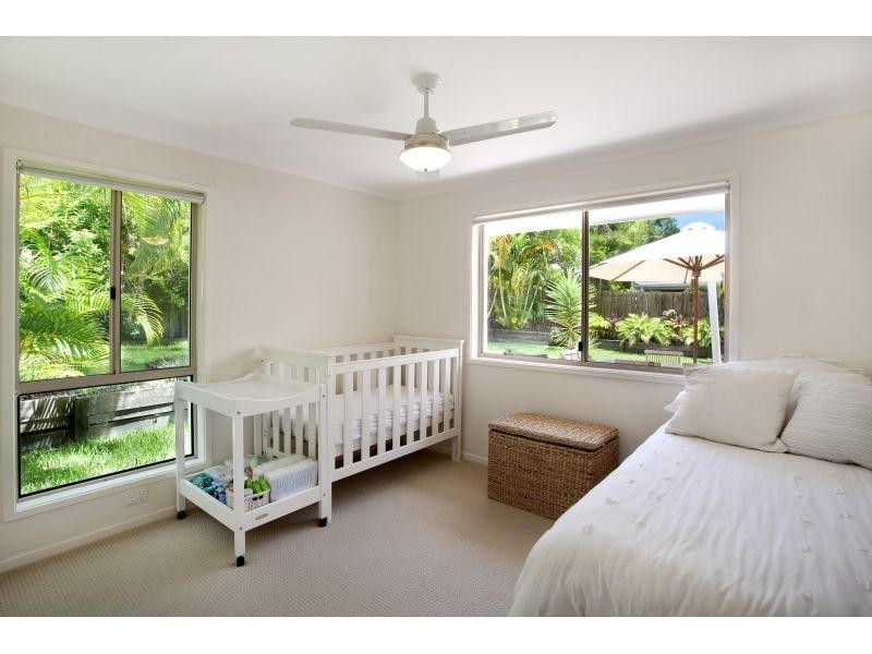 24 Seacove Court, Noosa Waters QLD 4566