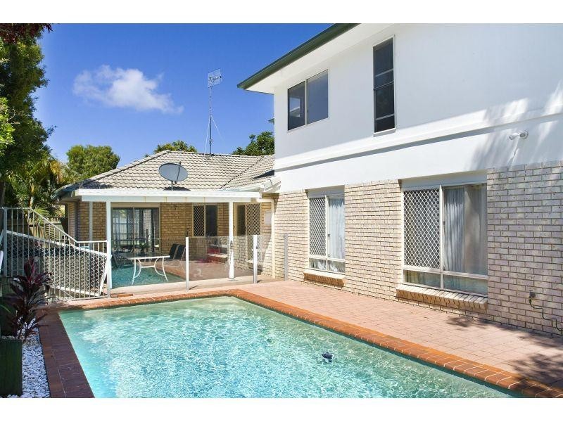 3 Challenge Court, Sunrise Beach QLD 4567