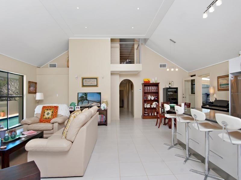 1 Toulambi Street, Noosa Heads QLD 4567