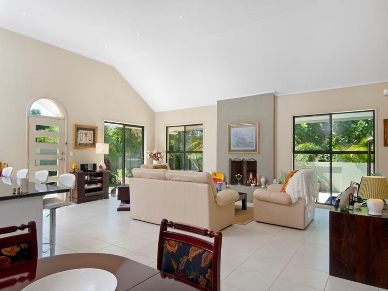 1 Toulambi Street, Noosa Heads QLD 4567