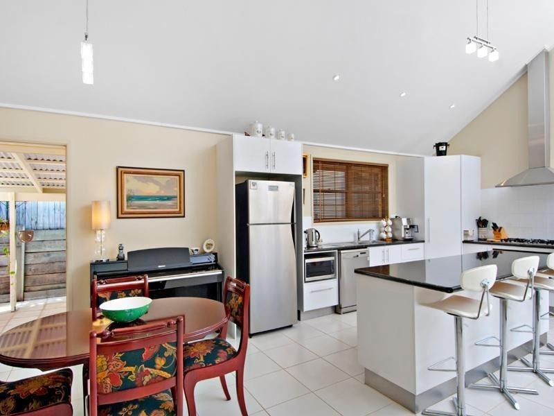 1 Toulambi Street, Noosa Heads QLD 4567