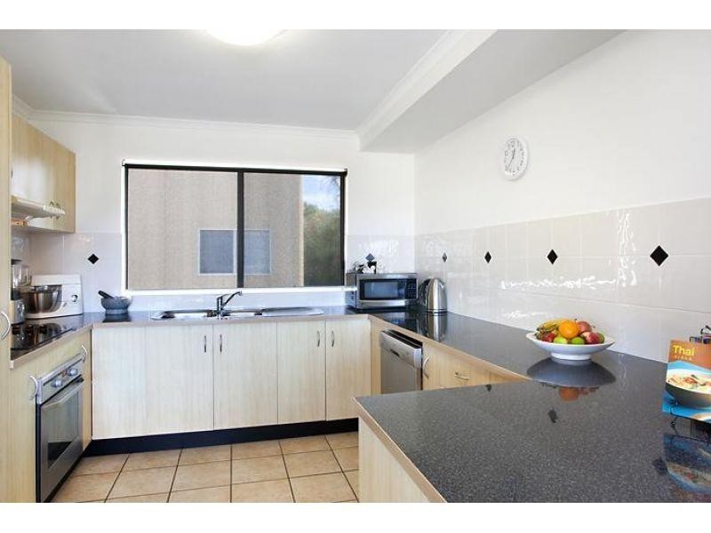 5/82 Southern Cross Parade, Sunrise Beach QLD 4567