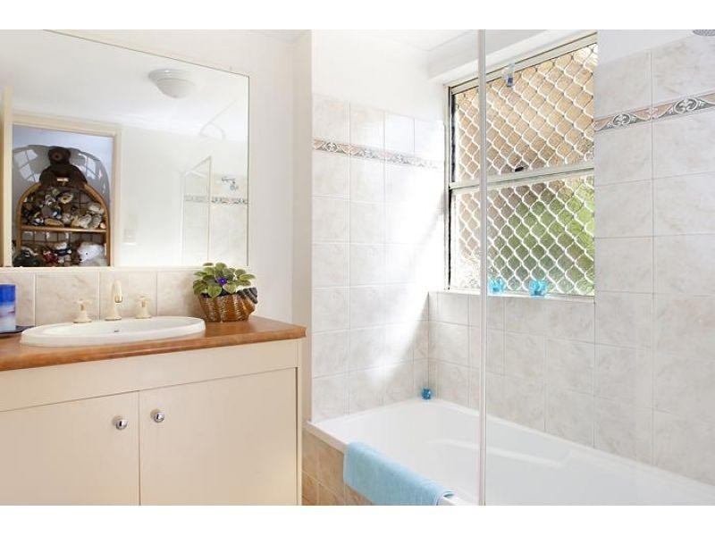 5/82 Southern Cross Parade, Sunrise Beach QLD 4567