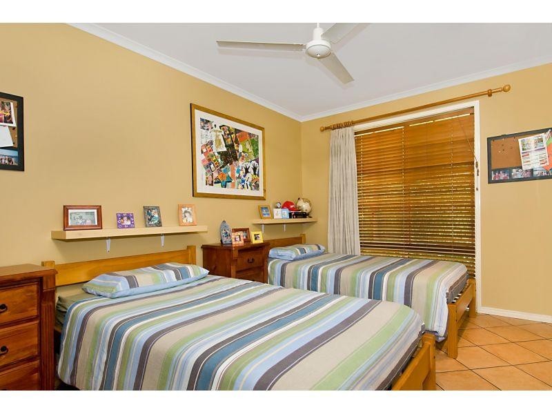 1 Riverbreeze Avenue, Noosa Waters QLD 4566