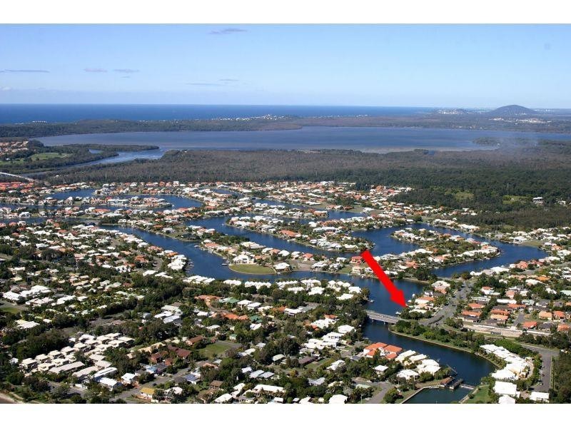 1 Riverbreeze Avenue, Noosa Waters QLD 4566