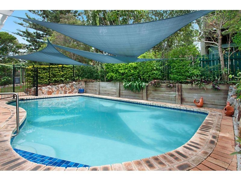 18 Woodland Drive, Peregian Beach QLD 4573
