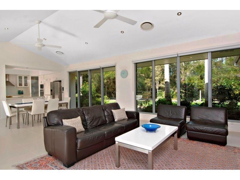 4 Aspera Place, Noosaville QLD 4566