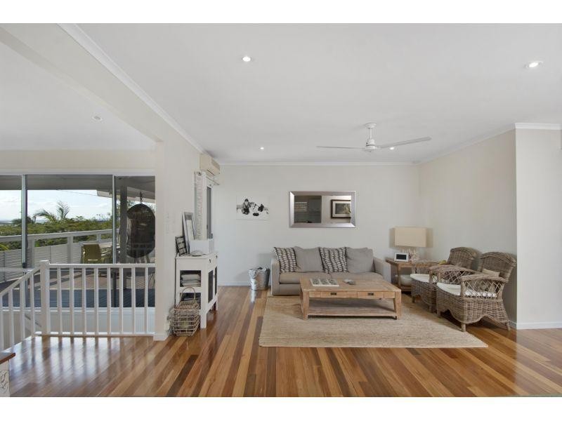 40 Arkana Drive, Noosa Heads QLD 4567