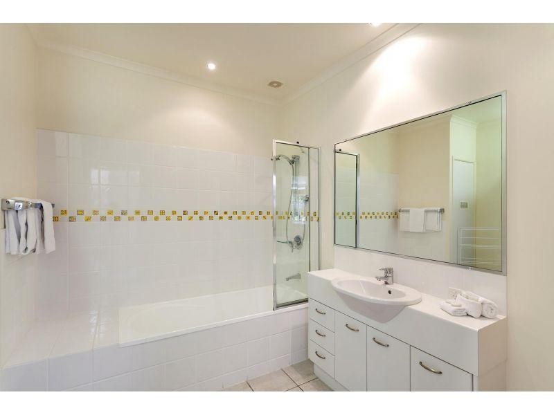 18/7 James Street, Noosaville QLD 4566