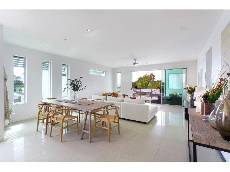 Unit 4 Da’Vos/201 Gympie Terrace, Noosaville QLD 4566