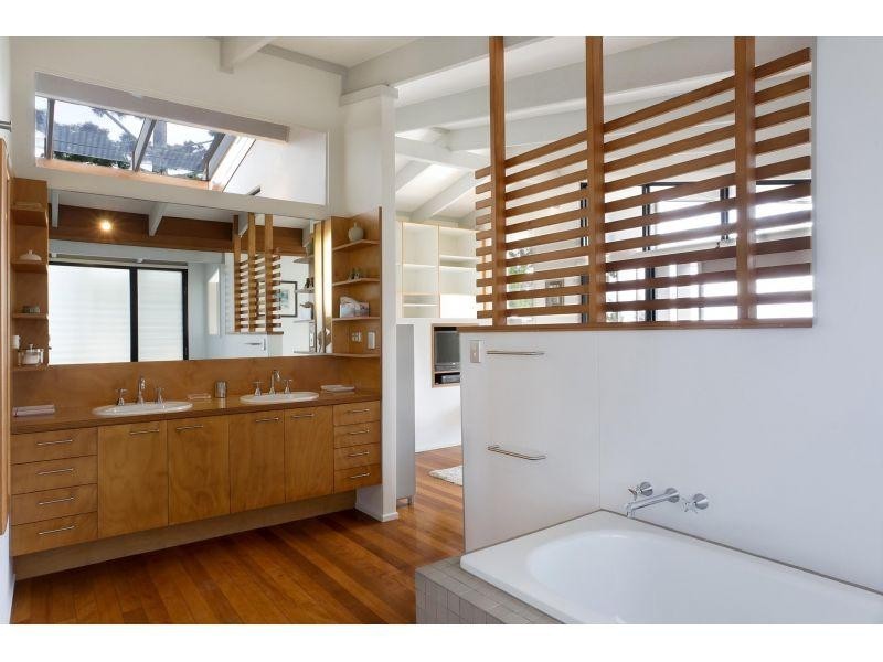 14 Angler Street, Noosa Heads QLD 4567