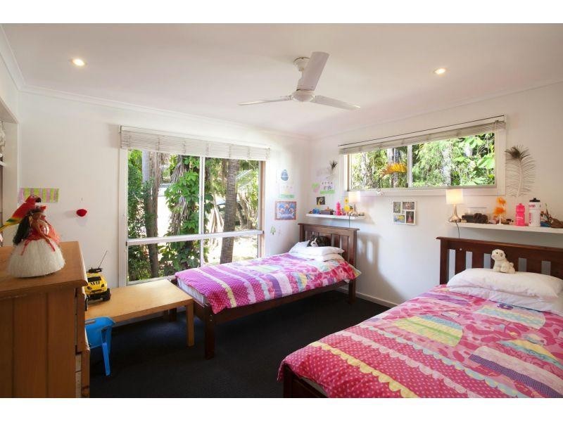 20 Leslie Drive, Noosa Heads QLD 4567