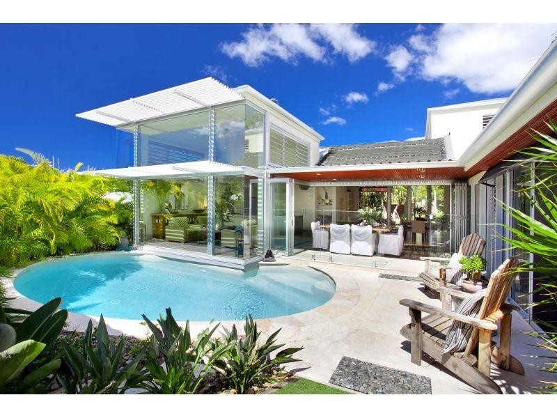 4 Currawong Street, Noosa Heads QLD 4567