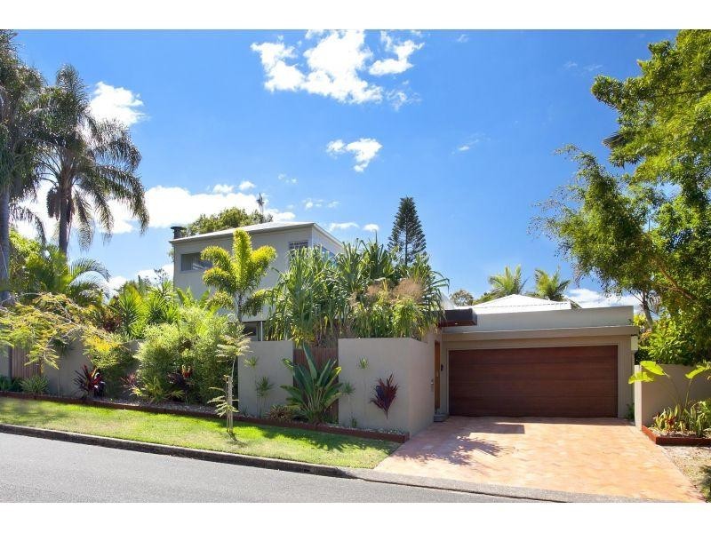 4 Currawong Street, Noosa Heads QLD 4567