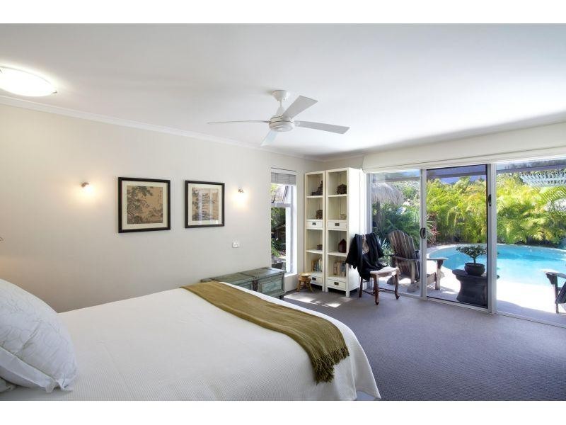 4 Currawong Street, Noosa Heads QLD 4567