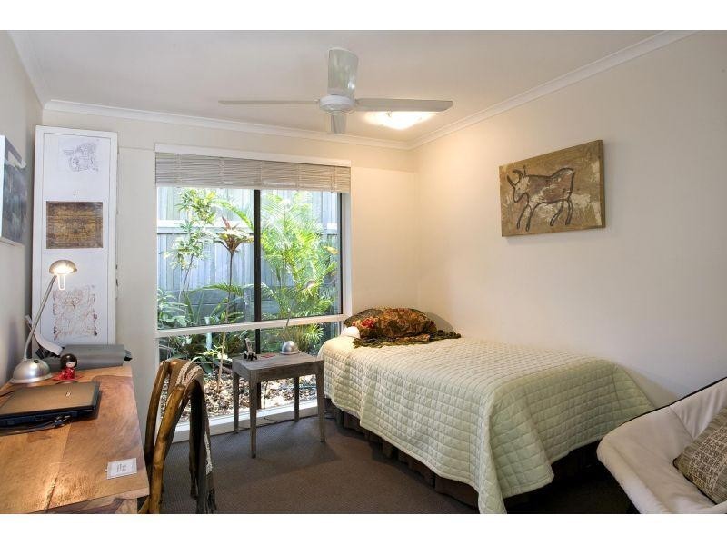 4 Currawong Street, Noosa Heads QLD 4567