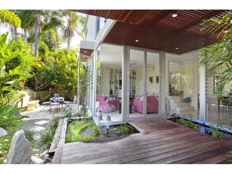 4 Currawong Street, Noosa Heads QLD 4567