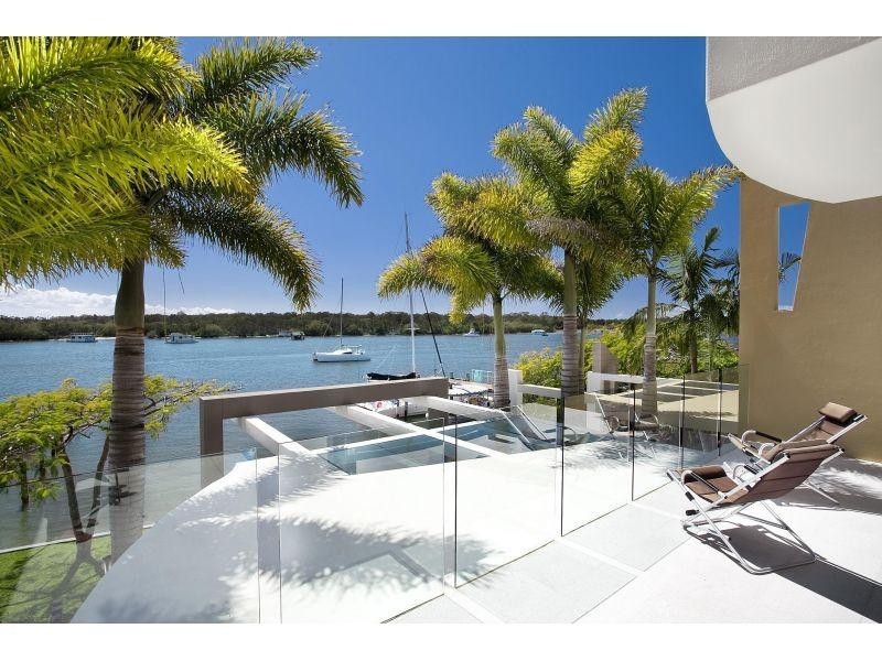 Residence 9/80 Hilton Terrace, Noosaville QLD 4566