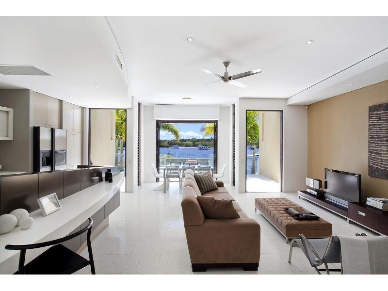 Residence 9/80 Hilton Terrace, Noosaville QLD 4566