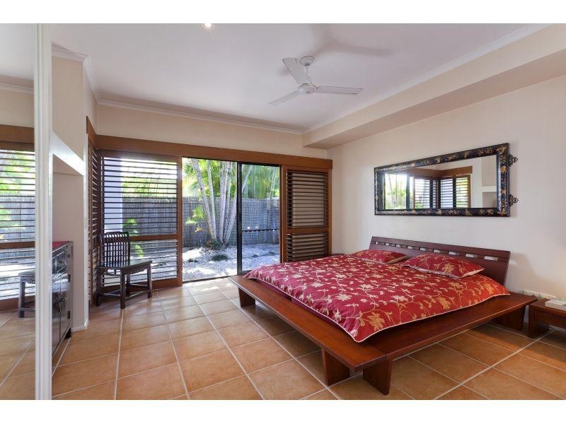 4 Oceanmist Court, Noosa Waters QLD 4566