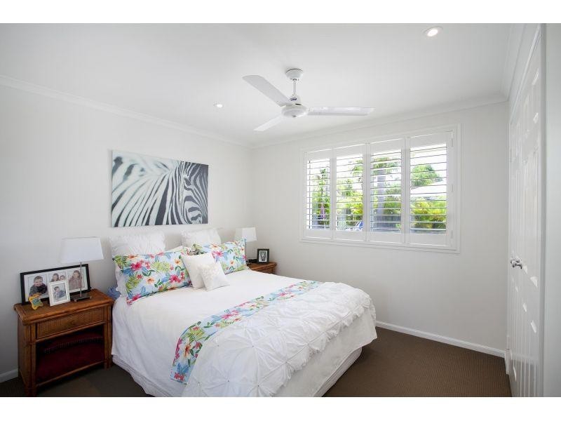 6 Seashell Place, Noosa Waters QLD 4566