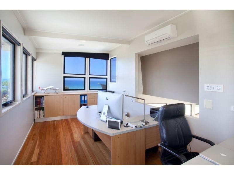 15 Tropicana Rise, Castaways Beach QLD 4567