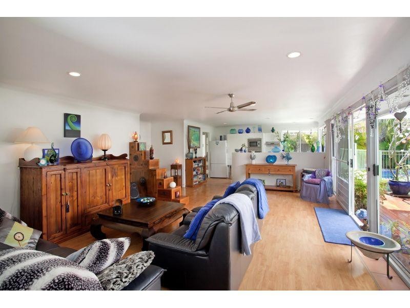 24 Aquamarine Circuit, Noosa Waters QLD 4566