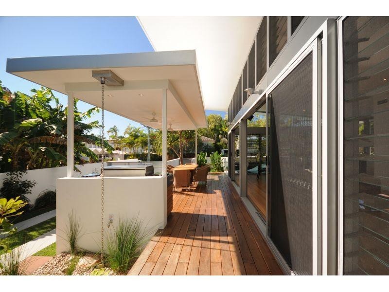 3 Cloudsley Street, Noosaville QLD 4566