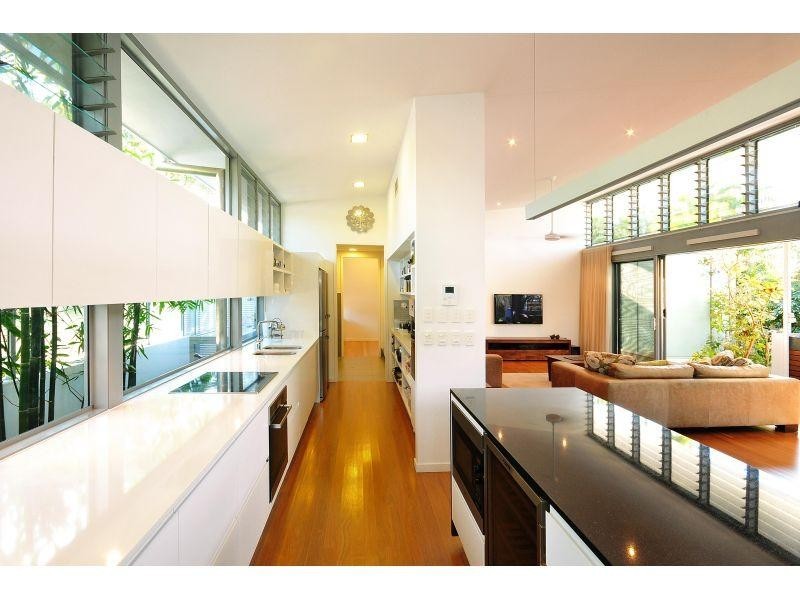 3 Cloudsley Street, Noosaville QLD 4566