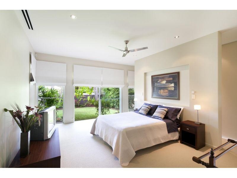1 Treasure Cove, Noosaville QLD 4566