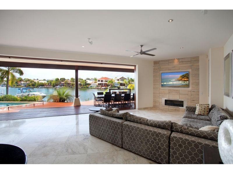 4 Seahorse Place, Noosa Waters QLD 4566