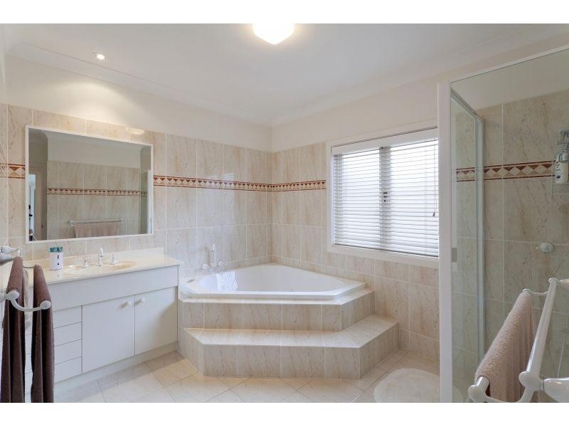 53 Shorehaven Drive, Noosa Waters QLD 4566