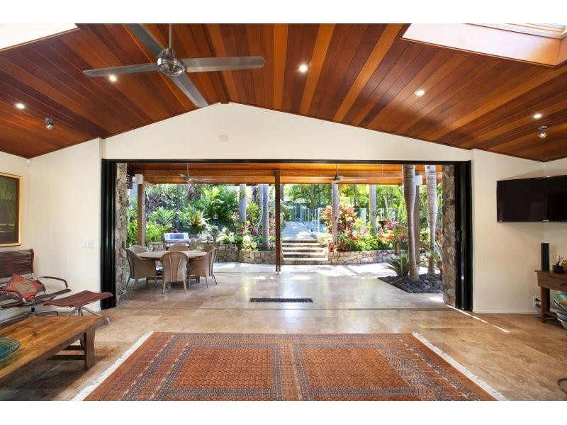 8 Mitti Street, Little Cove QLD 4567