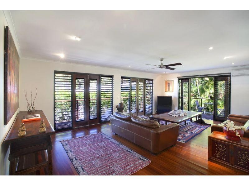 8 Mitti Street, Little Cove QLD 4567