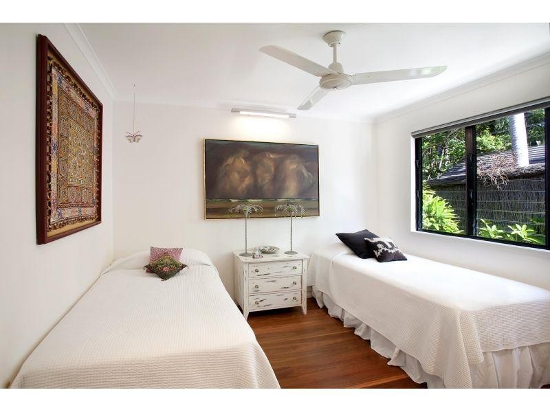 8 Mitti Street, Little Cove QLD 4567