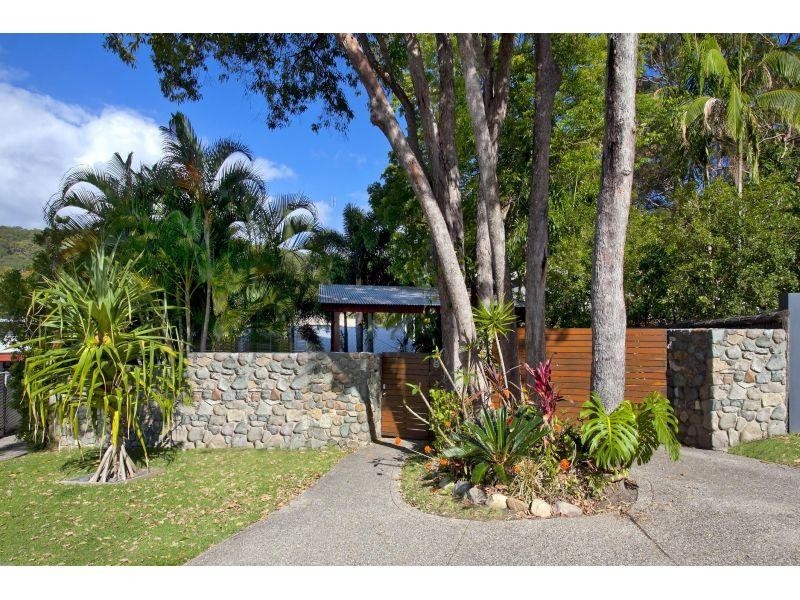 8 Mitti Street, Little Cove QLD 4567