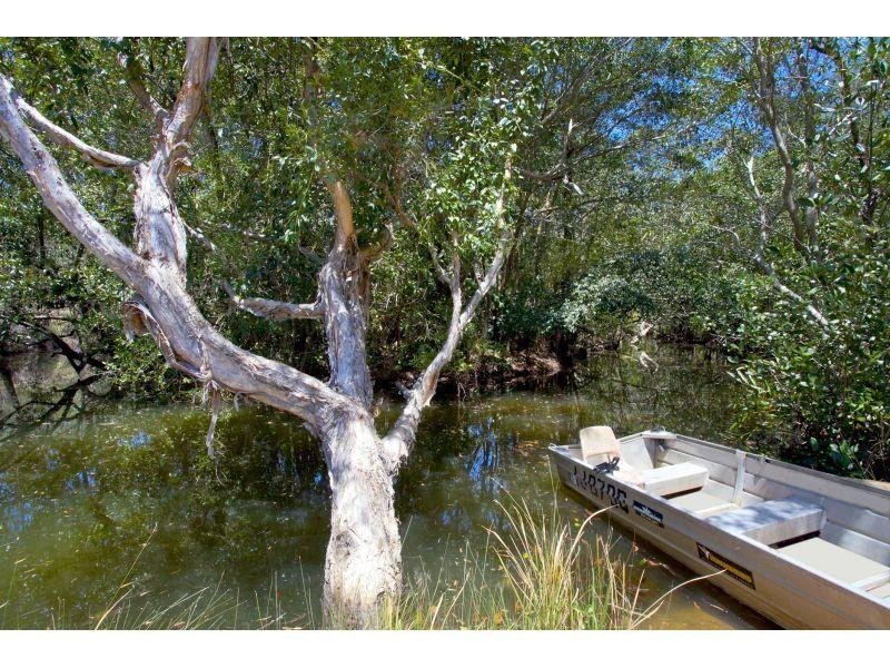 10 Yangubbi Lane, Cooroibah QLD 4565