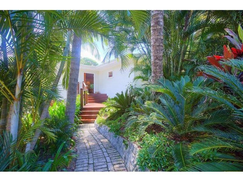 3 Arkana Drive, Noosa Heads QLD 4567