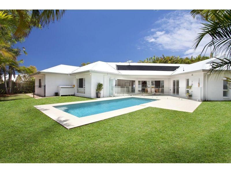 6 Seascout Circuit, Noosa Waters QLD 4566