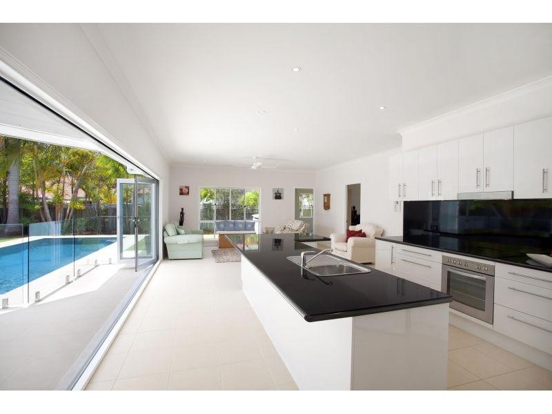 6 Seascout Circuit, Noosa Waters QLD 4566