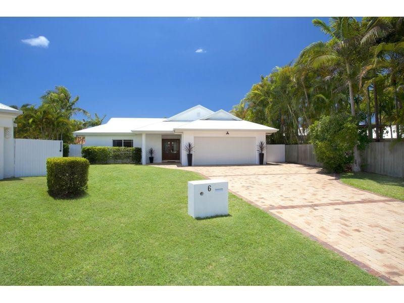 6 Seascout Circuit, Noosa Waters QLD 4566