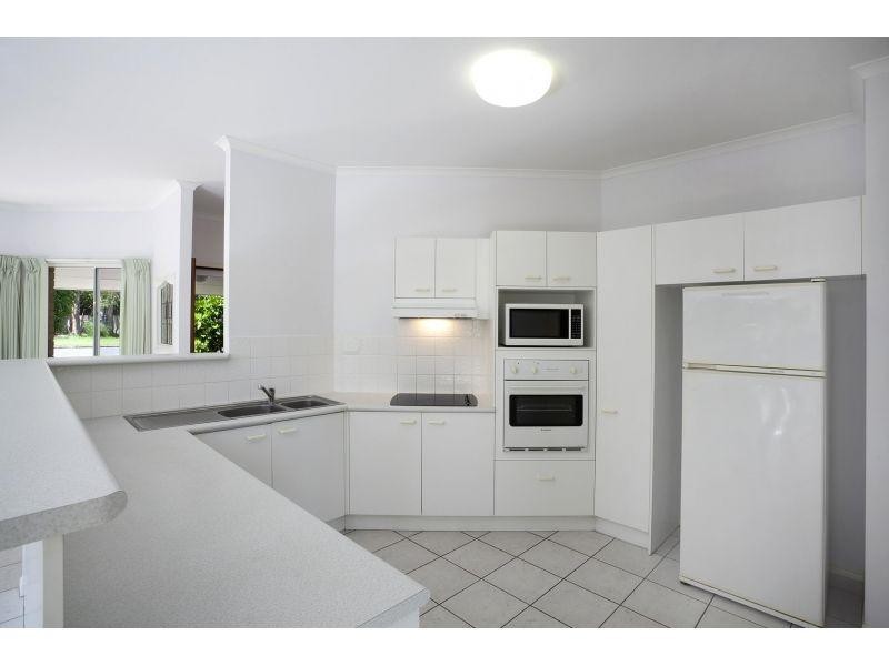 5 Weyba Park Drive, Noosa Heads QLD 4567