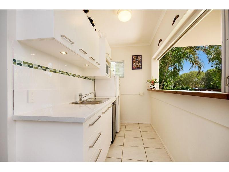2/53 Southern Cross Parade, Sunrise Beach QLD 4567