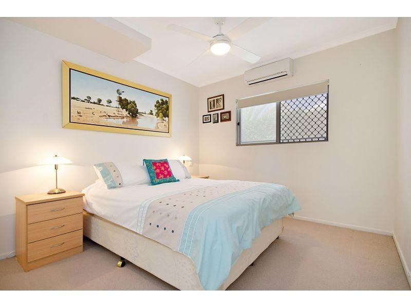 2/53 Southern Cross Parade, Sunrise Beach QLD 4567