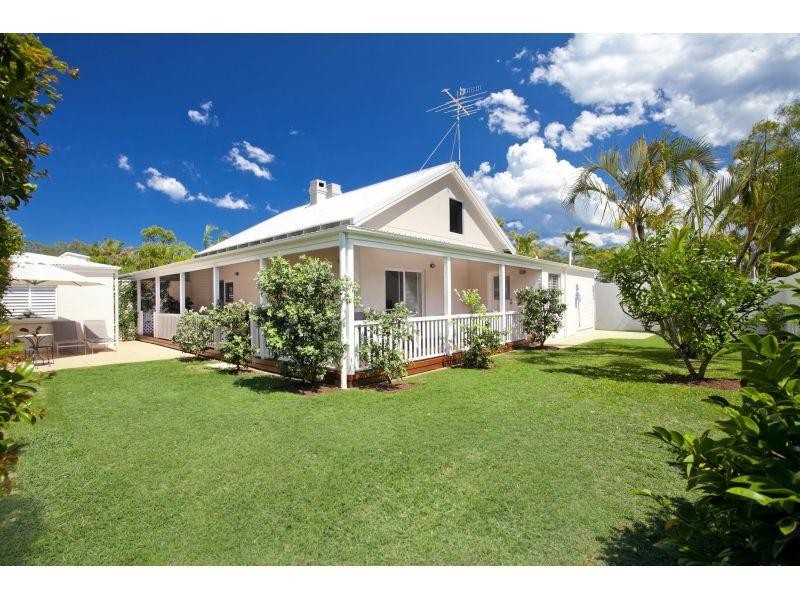 30 Wyuna Drive, Noosa Heads QLD 4567