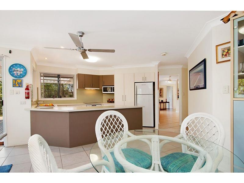 14 Freedom Place, Sunrise Beach QLD 4567