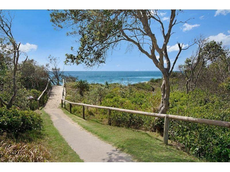 8 Lorikeet Drive, Peregian Beach QLD 4573